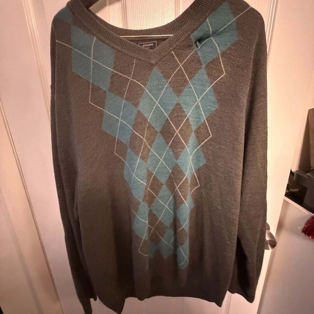 Dockers Men's Gray Argyle V-Neck Sweater Size 3XLT